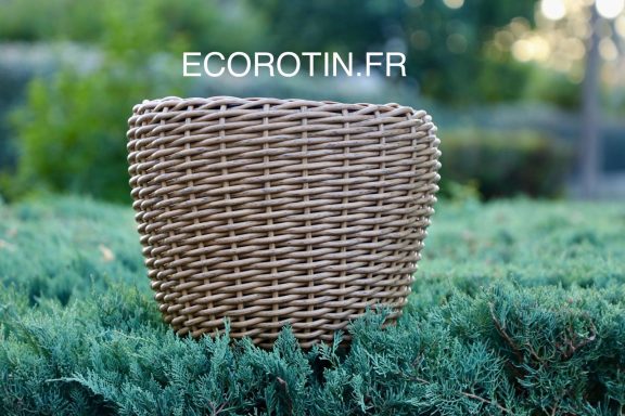 Cache-pot gris Cache-pot en tressage spiralé classique, gris